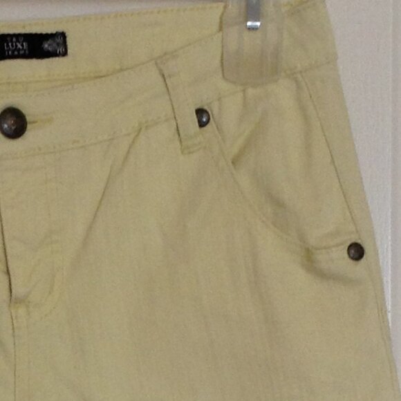 Tru Luxe Jeans Women's Yellow Cropped Capris Size US 29/8 Casual Summer Vacation - Picture 3 of 7
